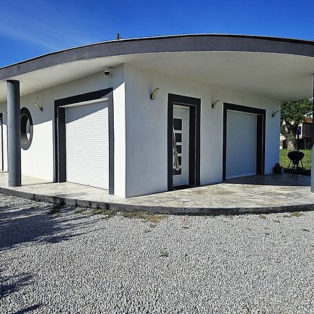 Maison Sapiac - 4Pers - 2 Chambres - 3 Lits - Clim Reversible - Terrasse Ombragee Et Grand Jardin - Piscine Saison Estivale Montauban Buitenkant foto